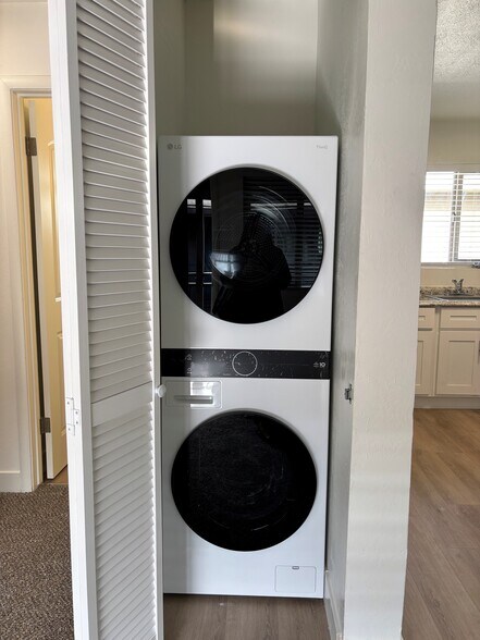 More Photos Of 439-441 S 5th St, San Jose Apartments For Sale