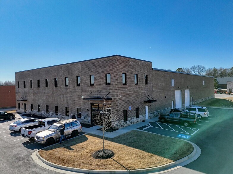 More Photos Of 3663 Southland Dr, Flowery Branch Warehouse For Sale
