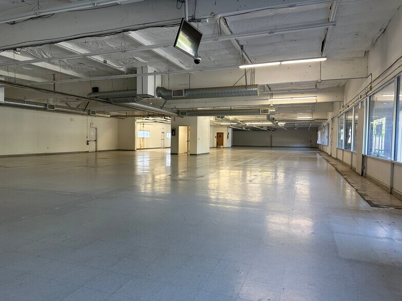 More Photos Of 2550 Fair Oaks Blvd, Sacramento Unknown For Lease