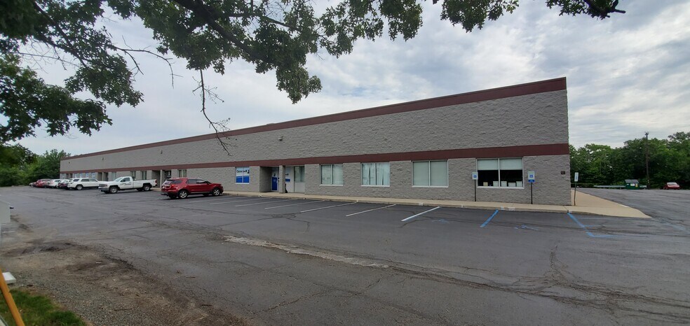 More Photos Of 769-785 Keystone Industrial Park Rd, Dunmore Research And Development For Lease