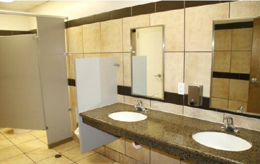 More Photos Of 1300 W 155th St, Gardena Medical For Sale