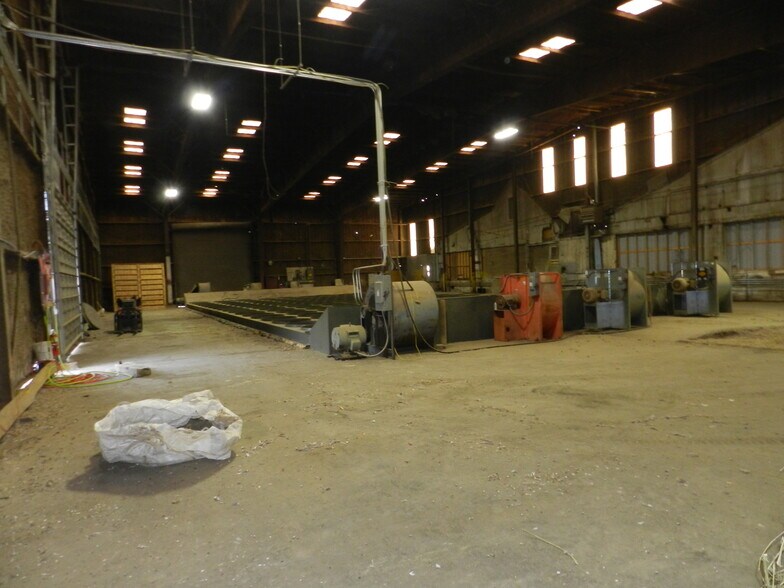 More Photos Of 430 W 8th St, Delta Unknown For Lease