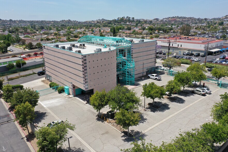 More Photos Of 2121 W Mission Rd, Alhambra Office For Lease