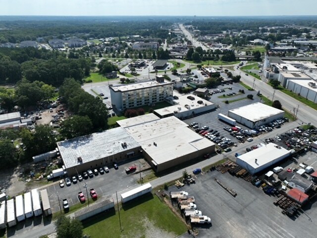 Primary Photo Of 7110 Center Dr, Spartanburg Manufacturing For Sale