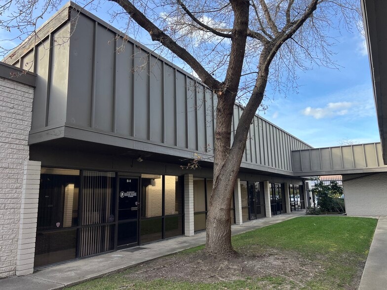 Primary Photo Of 5637 N Pershing Ave, Stockton Medical For Lease