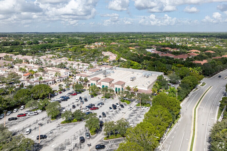 More Photos Of 1675 Market St, Weston General Retail For Lease