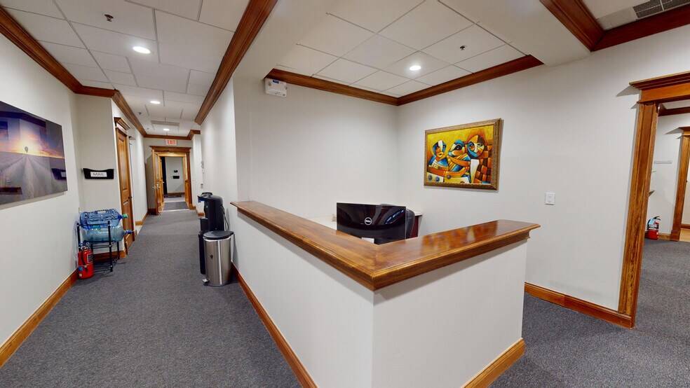 More Photos Of 40W320 Lafox Rd, St Charles Loft Creative Space For Sale