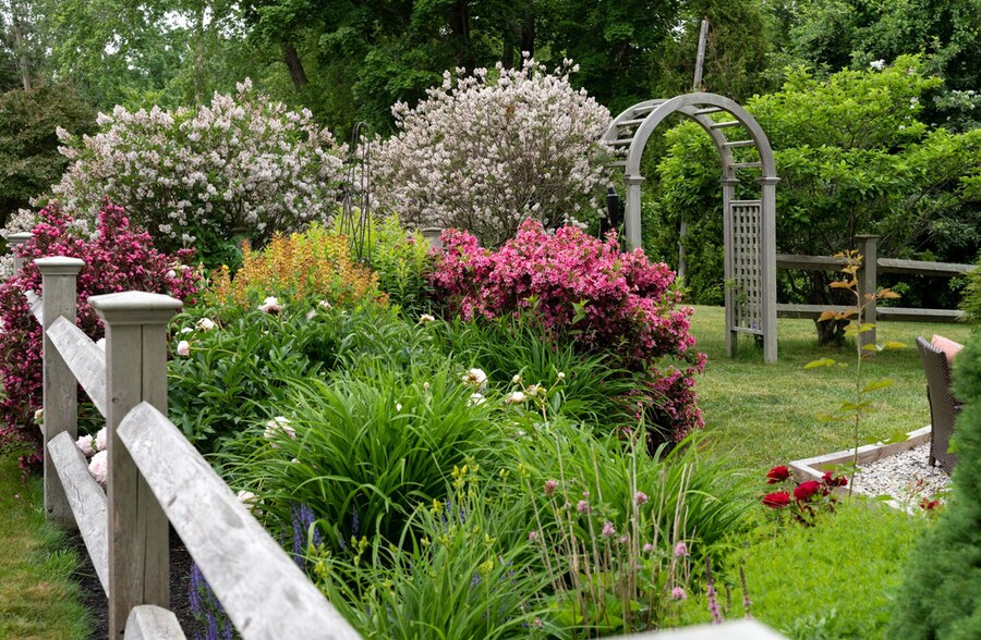 More Photos Of 15 Locke St, Kennebunkport Hospitality For Sale