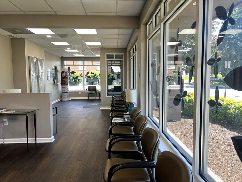 More Photos Of 1225-1231 Maple Ave SW, Roanoke Medical For Sale