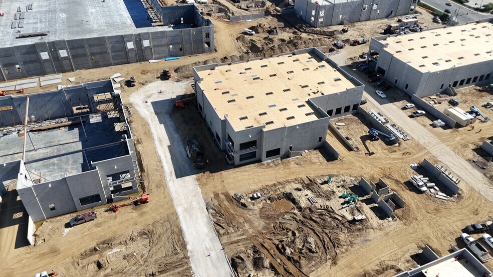 More Photos Of 4486 Mission Blvd, Montclair Warehouse For Sale