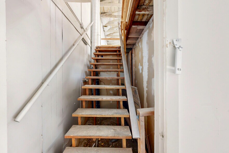 More Photos Of 612 Natoma St, San Francisco Warehouse For Sale