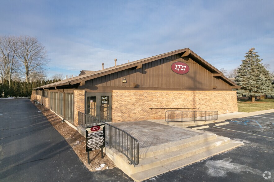 Primary Photo Of 2727 N Holland Sylvania Rd, Toledo Office For Sale