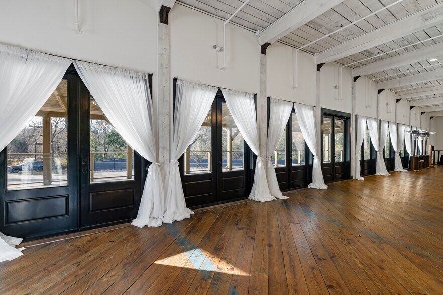 More Photos Of 600 S Broad St, Monroe Manufacturing For Lease