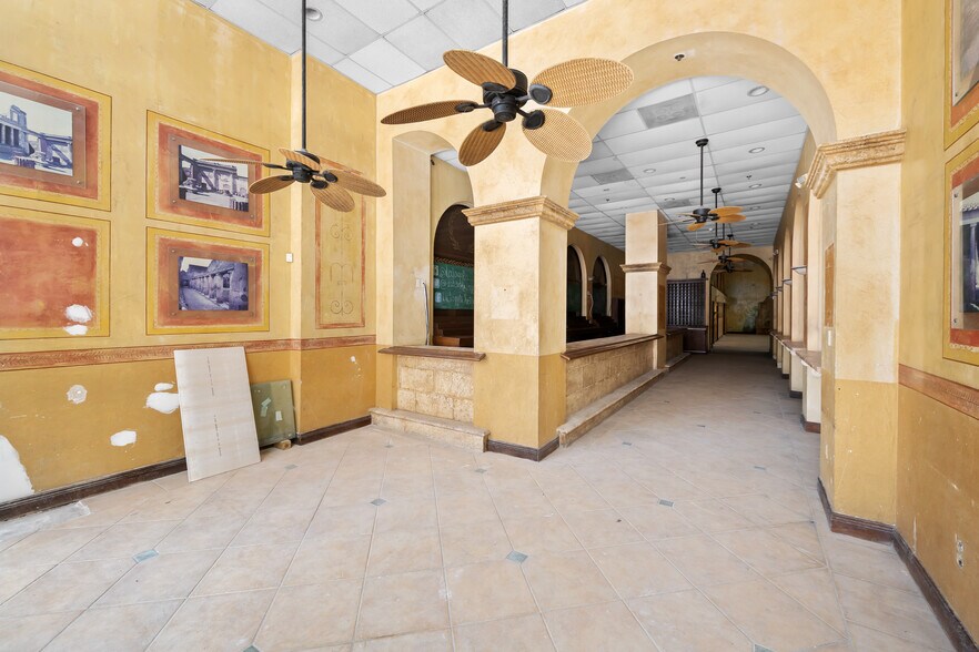 More Photos Of 66-68 W Flagler St, Miami Loft Creative Space For Sale