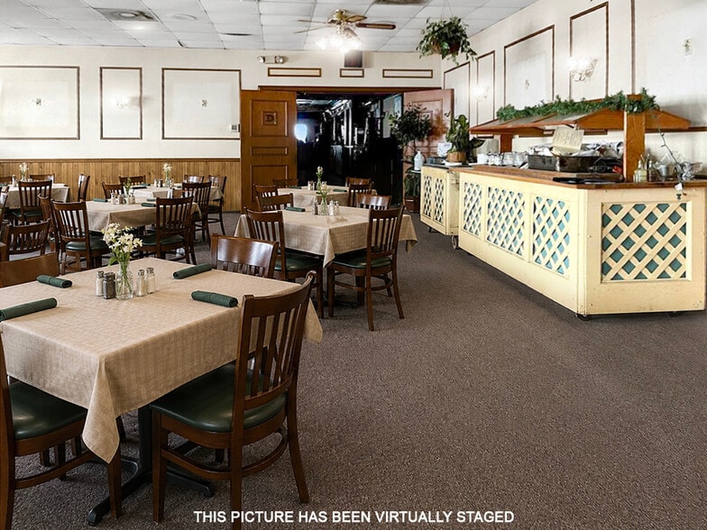 More Photos Of 202 W Genesee St, Iron River Restaurant For Sale