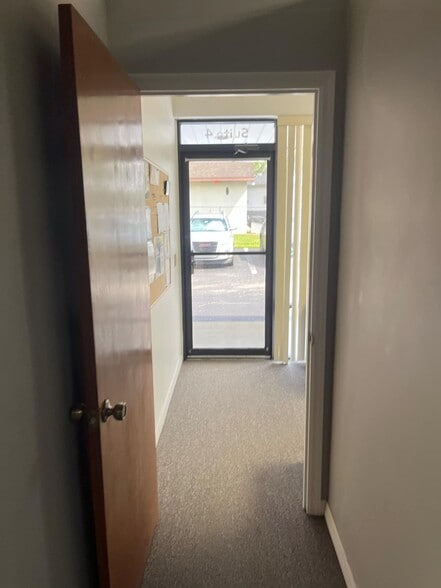 More Photos Of 2935 SE 58th Ave, Ocala Storefront Retail Office For Sale