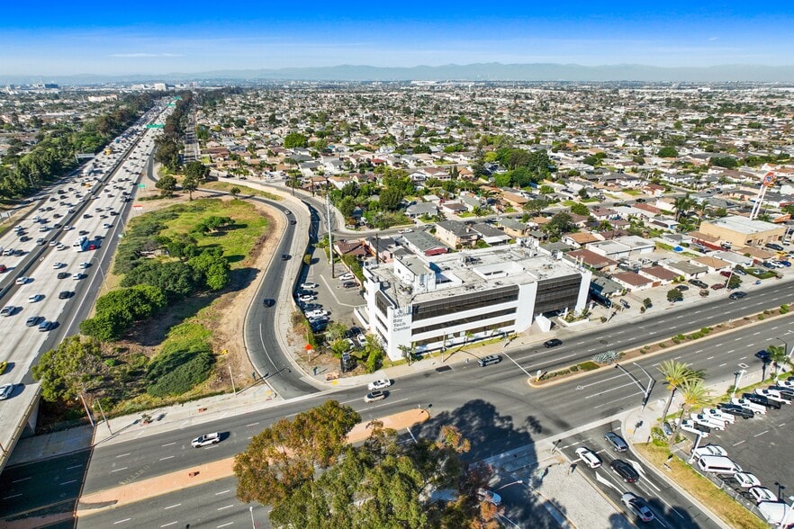 More Photos Of 5155 W Rosecrans Ave, Hawthorne Loft Creative Space For Sale