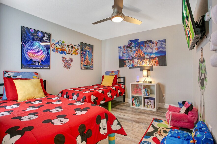 More Photos Of 141 Coco Plum Dr, Davenport Apartments For Sale