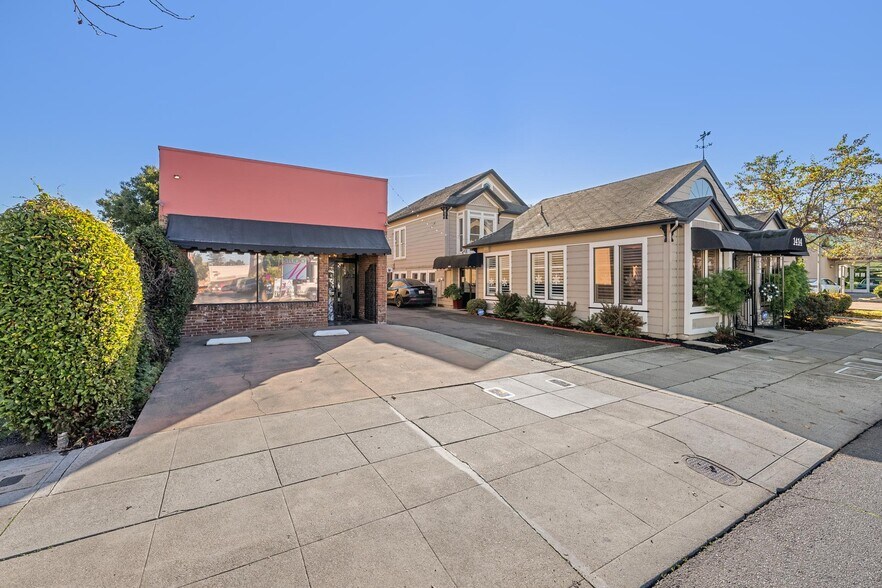 More Photos Of 1422 Everett St, Alameda Freestanding For Sale
