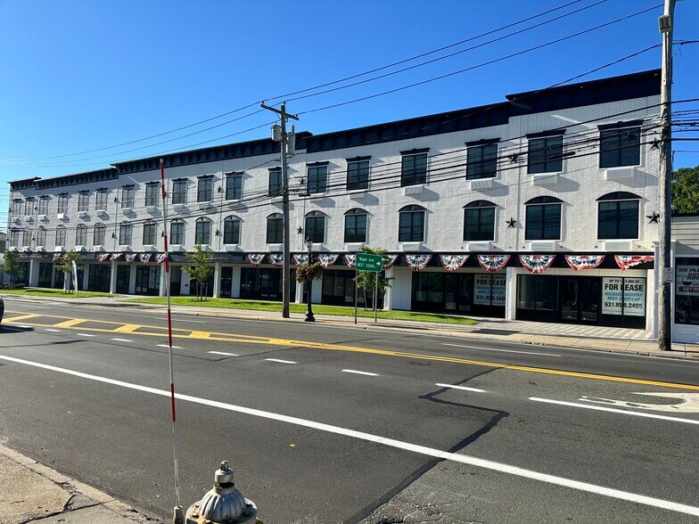 More Photos Of 102 W Main St, Smithtown Apartments For Lease