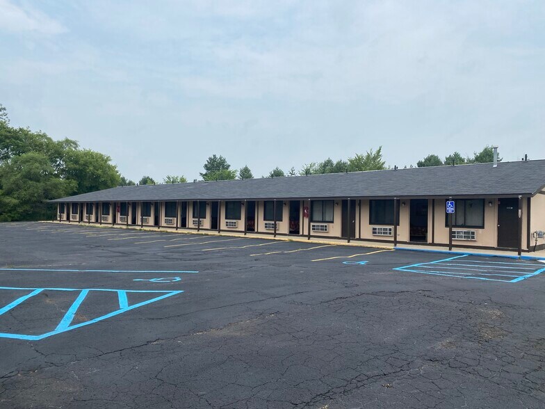 More Photos Of 4380 Pierson Rd, Flint Hotel For Sale