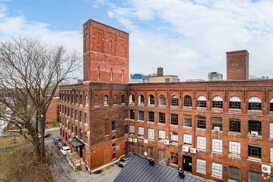 More Photos Of 630-644 Rue De Courcelle, Montréal Office For Lease