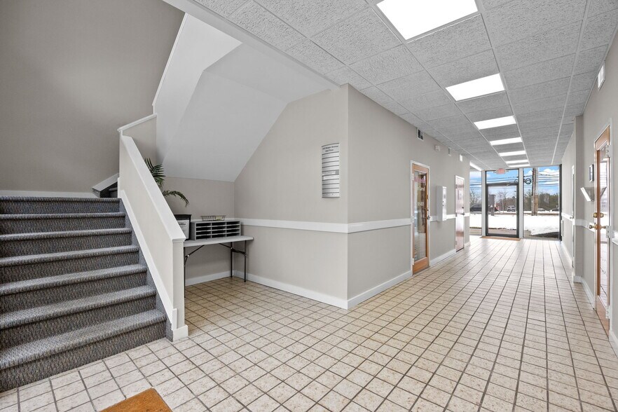 Primary Photo Of 1410 Hooper Ave, Toms River Office For Lease