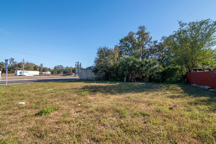 More Photos Of 10007 S US Highway 41, Gibsonton Land For Sale