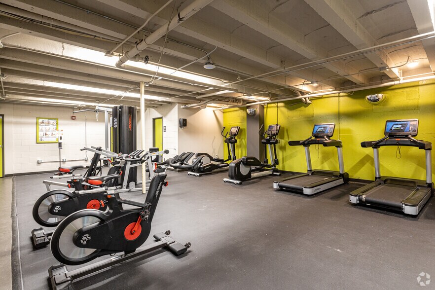 More Photos Of 512 W Ormsby Ave, Louisville Apartments For Sale