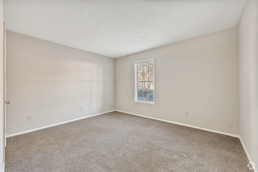 More Photos Of 115 Rock Quarry Rd, Stockbridge Apartments For Sale