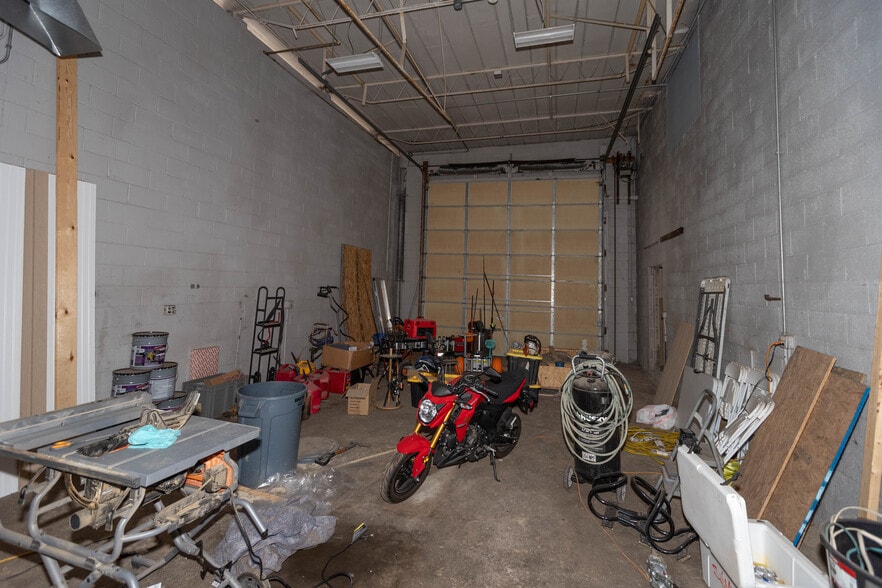 More Photos Of 2660 Hawcreek Blvd, Columbus Warehouse For Sale