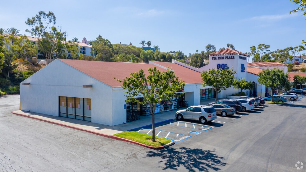 More Photos Of 85 Via Pico Plz, San Clemente General Retail For Lease
