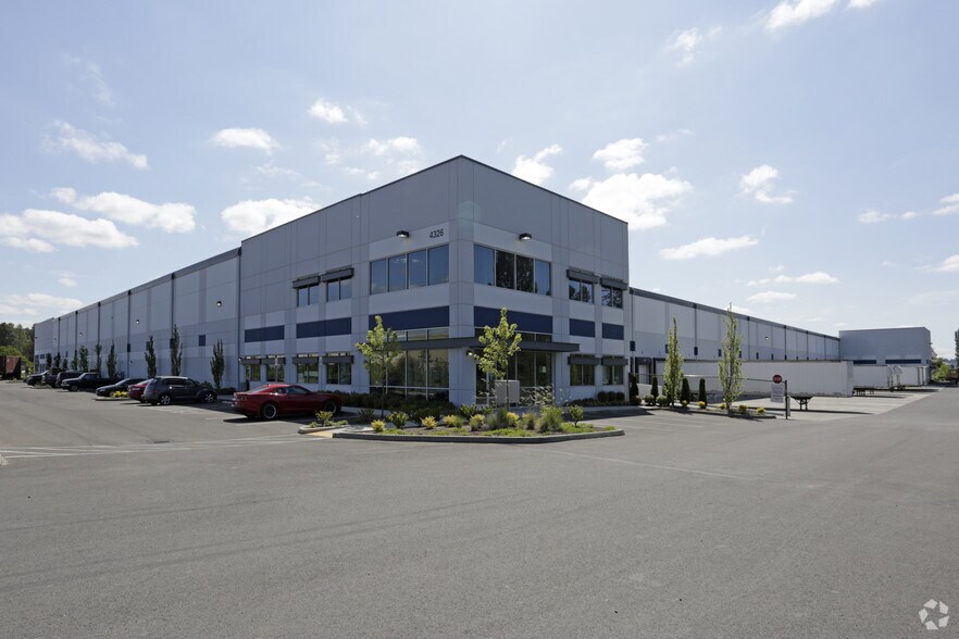 More Photos Of 2606 16th St NW, Puyallup Distribution For Lease