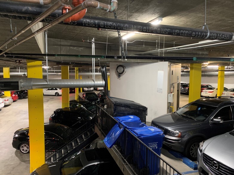 More Photos Of 1080 S La Cienega Blvd, Los Angeles Office For Sale