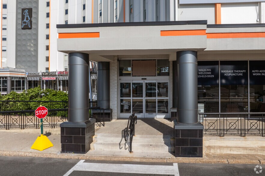 More Photos Of 261 Old York Rd, Jenkintown Medical For Lease
