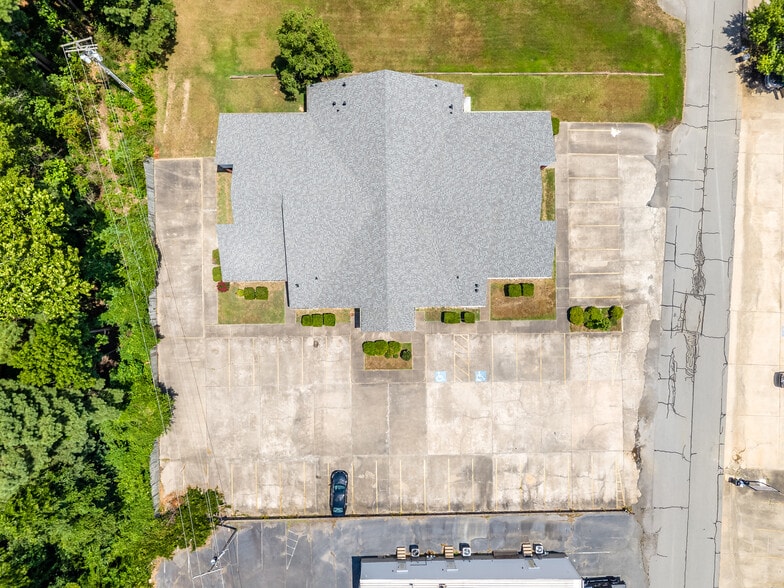 More Photos Of 16 Opportunity Dr, Sheridan Office For Sale