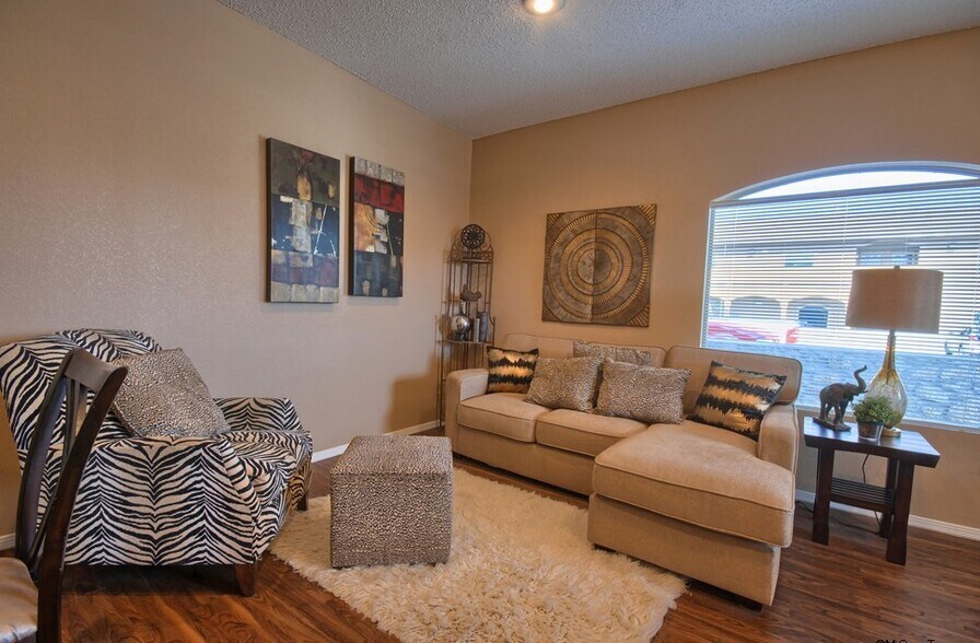 More Photos Of 2521 Robert Wynn St, El Paso Apartments For Sale