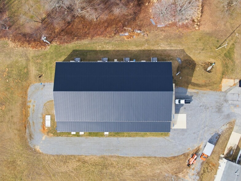 More Photos Of 5192 Dominion Dr, Dublin Warehouse For Sale