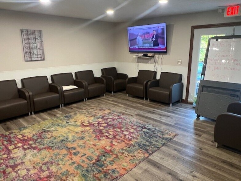 More Photos Of 110 Noe Bixby Rd, Columbus Rehabilitation Center For Sale