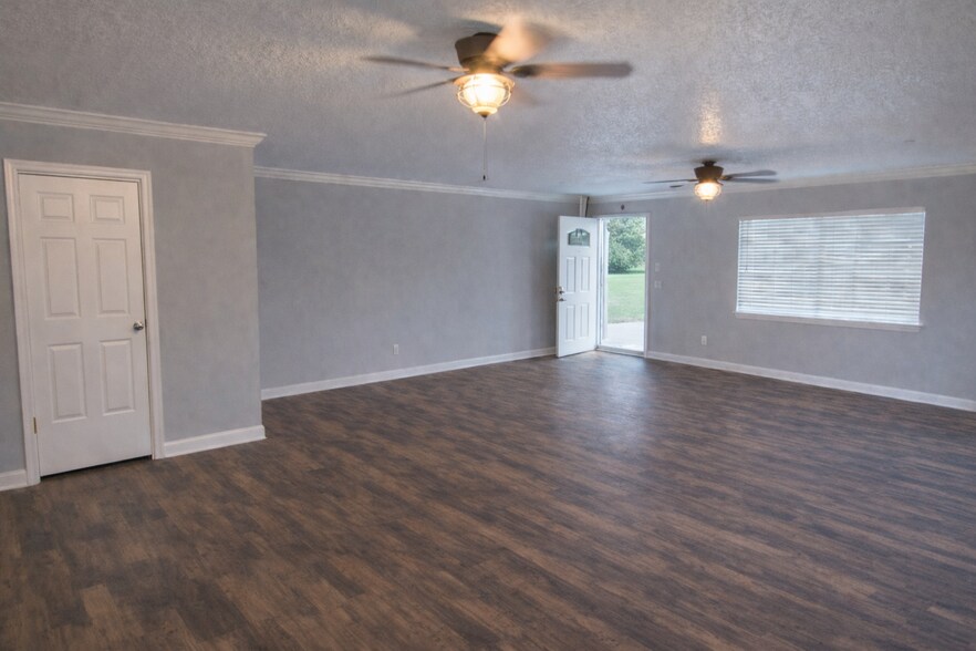 More Photos Of 11831 State Road 52, Hudson Office For Lease