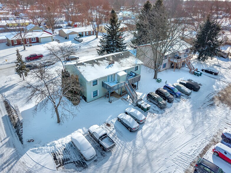 More Photos Of 2201 Sturdy Rd, Valparaiso Multifamily For Sale