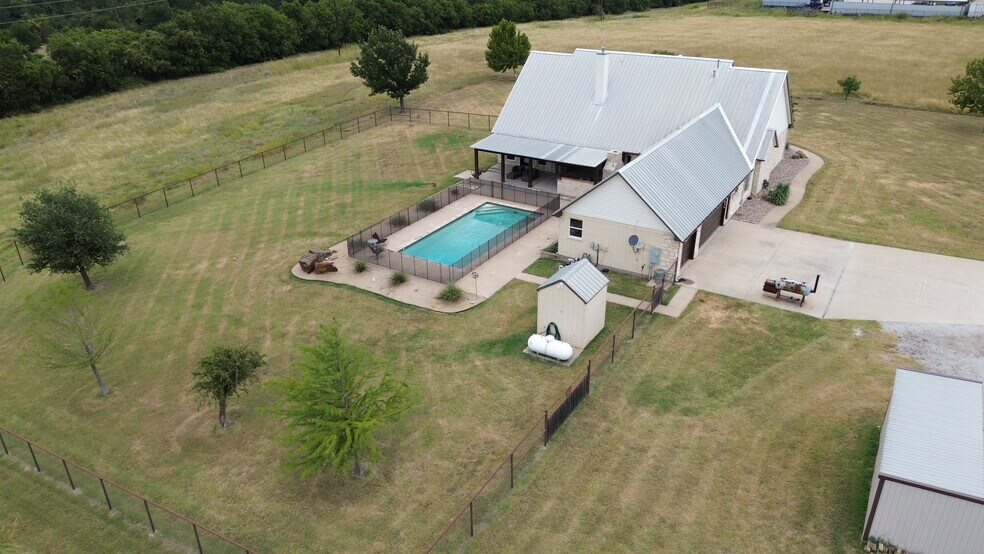 More Photos Of 13340 John Day Rd, Haslet Specialty For Sale