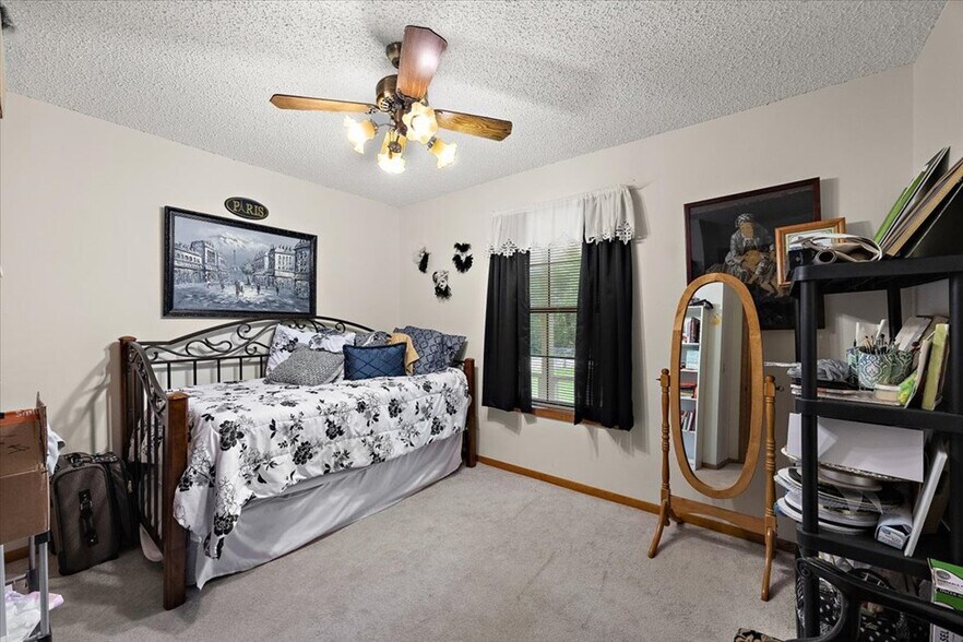 More Photos Of 155 Country Craft Rd, Lufkin Apartments For Sale