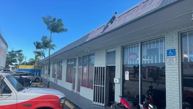 More Photos Of 3658-3674 Davie Blvd, Fort Lauderdale General Retail For Sale