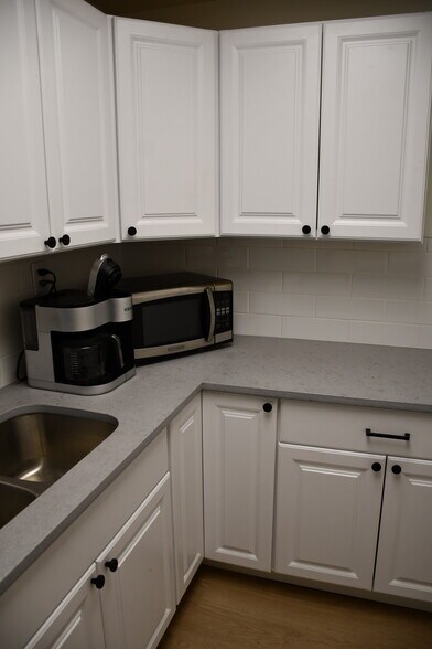 More Photos Of 5154-5170 Broadway St, San Antonio Unknown For Lease