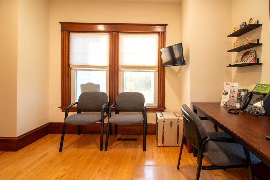 More Photos Of 546 Broadway, Bangor Storefront Retail Residential For Sale