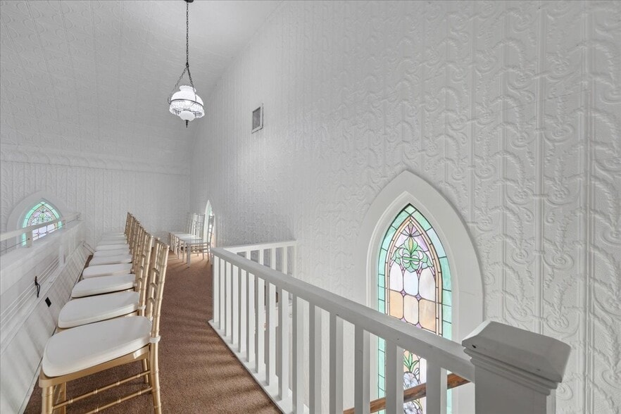 More Photos Of 508 NW 3rd Ave, Canby Religious Facility For Sale