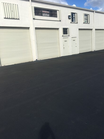 More Photos Of 13879-13981 SW 140th St, Miami Warehouse For Lease
