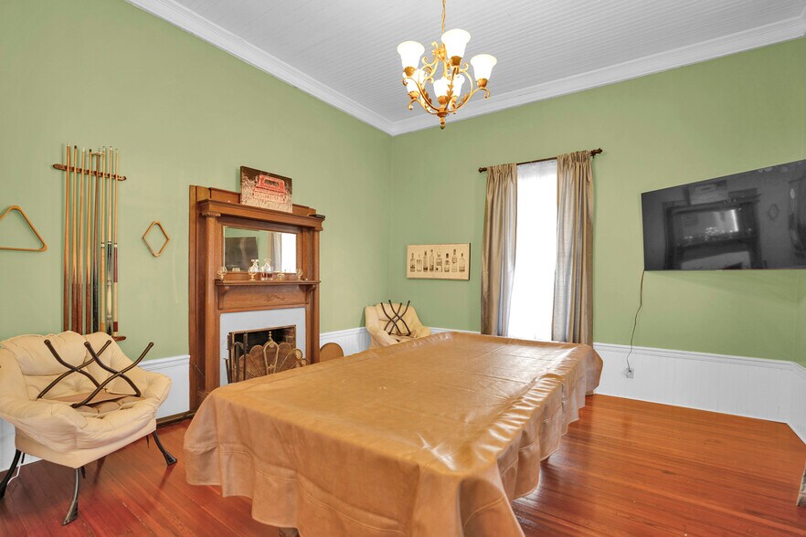 More Photos Of 115 N Magnolia St, Raeford Office Residential For Sale