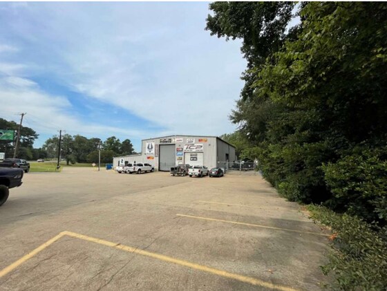More Photos Of 13420 State Highway 155 S, Tyler Warehouse For Lease